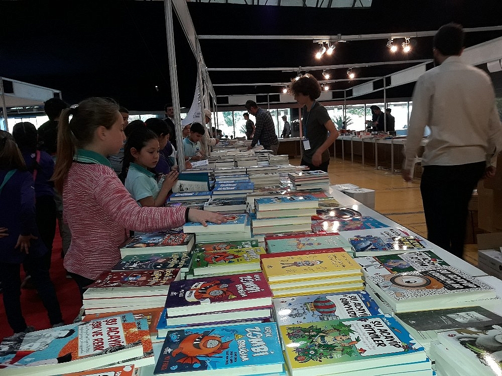 Antalya Eğitim ve Kitap Şenliği başladı