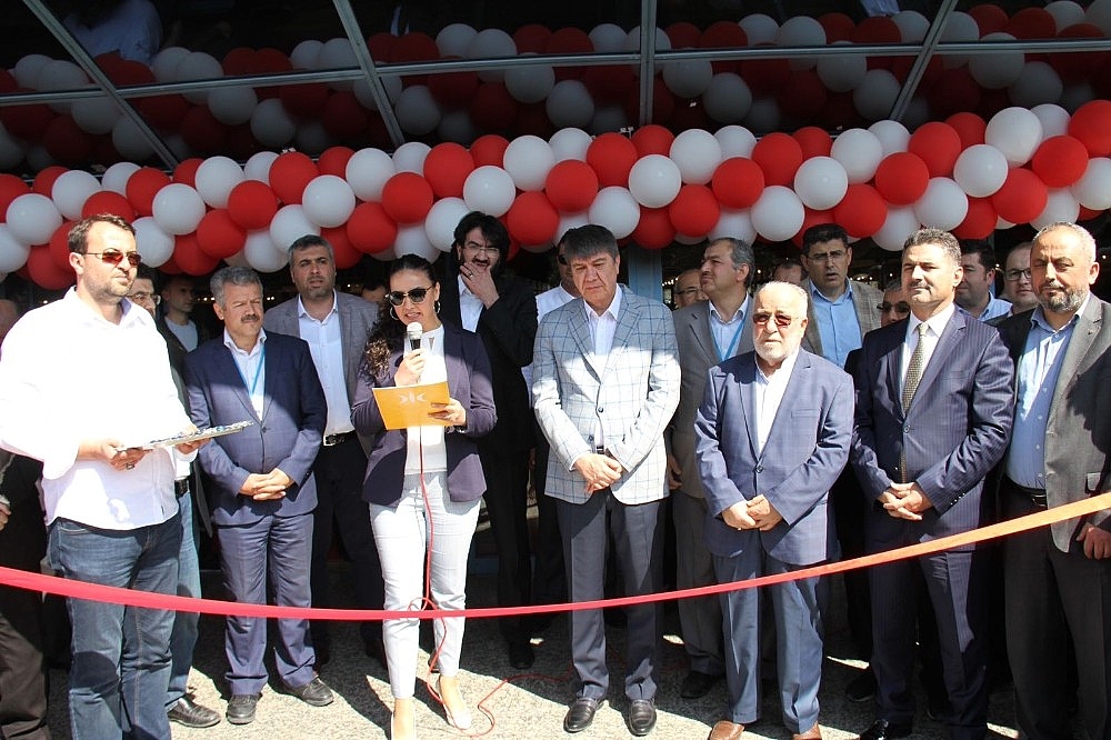 Antalya Eğitim ve Kitap Şenliği başladı