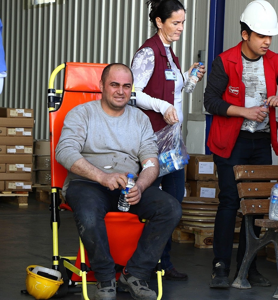 Antalya'da lüks yatların üretildiği serbest bölgede yangın: Zarar 40 milyon dolar