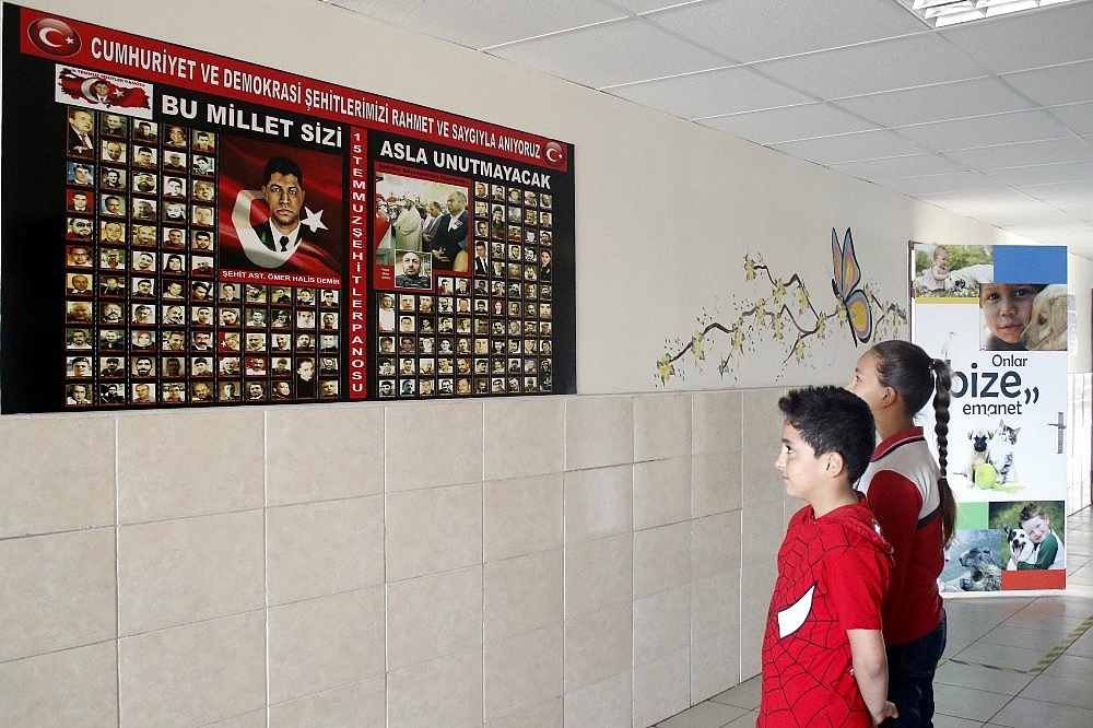 Antalya'da yaşayan ilkokul