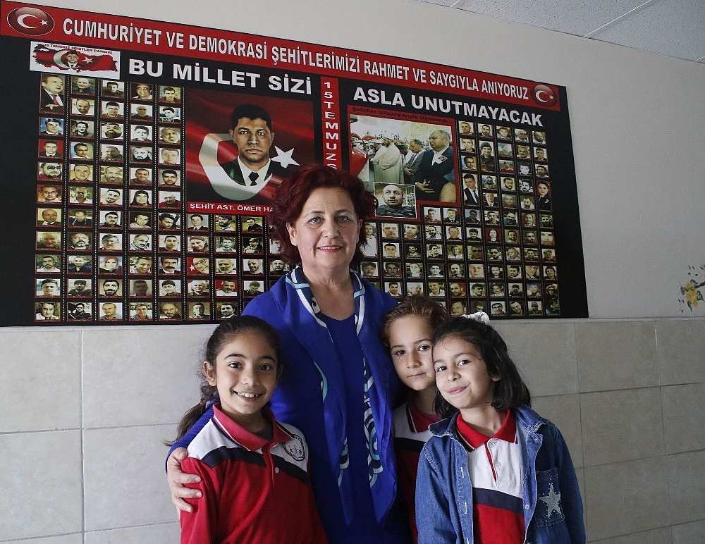 Antalya'da yaşayan ilkokul