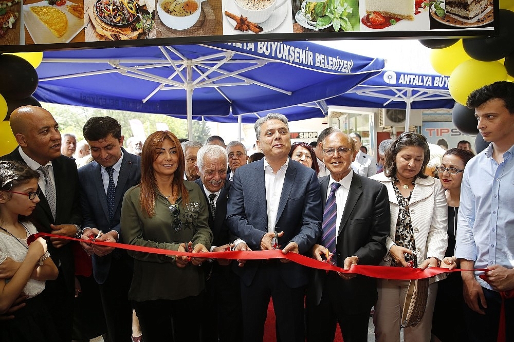 Antalya'nın ilk ekolojik kafesi hizmete açıldı