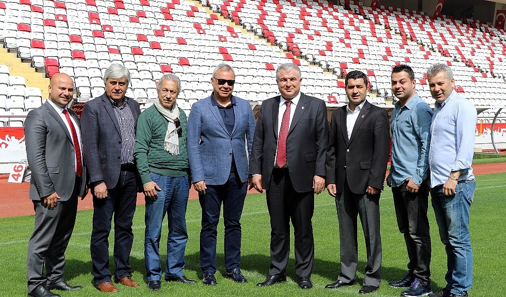 Antalyaspor Başkanı Bulut: "Eto'o'yu gündemimizden çıkardık"
