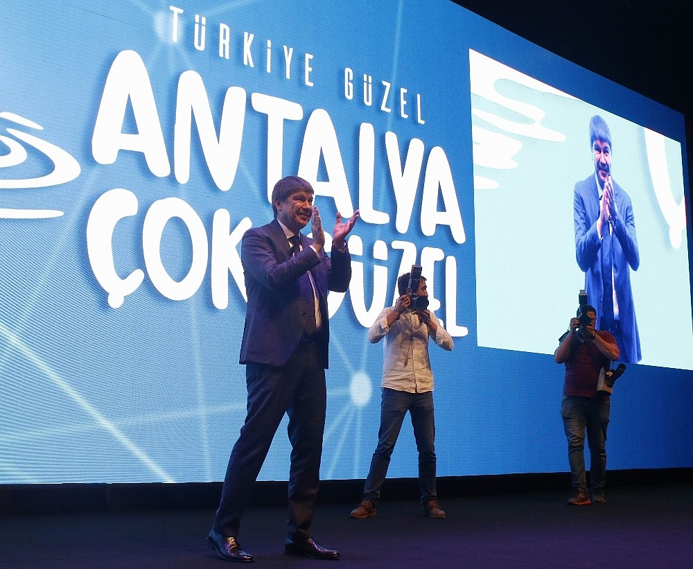 Başkan Türel, hizmette 10 yılını anlattı