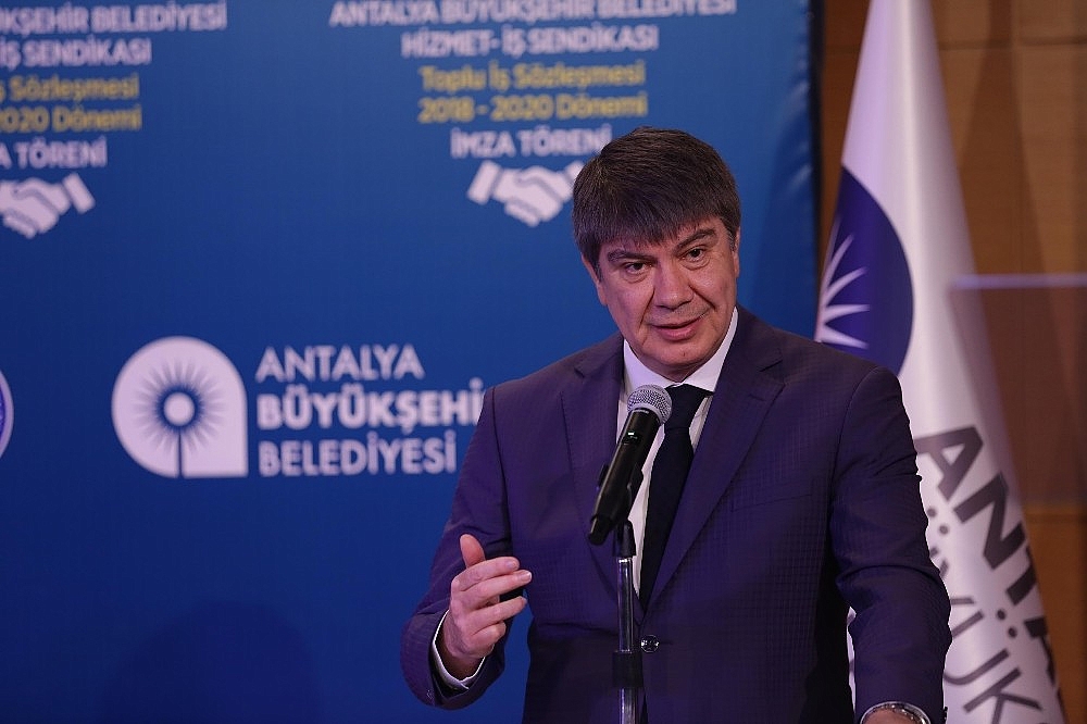 Büyükşehir'de işçiyi sevindiren sözleşme