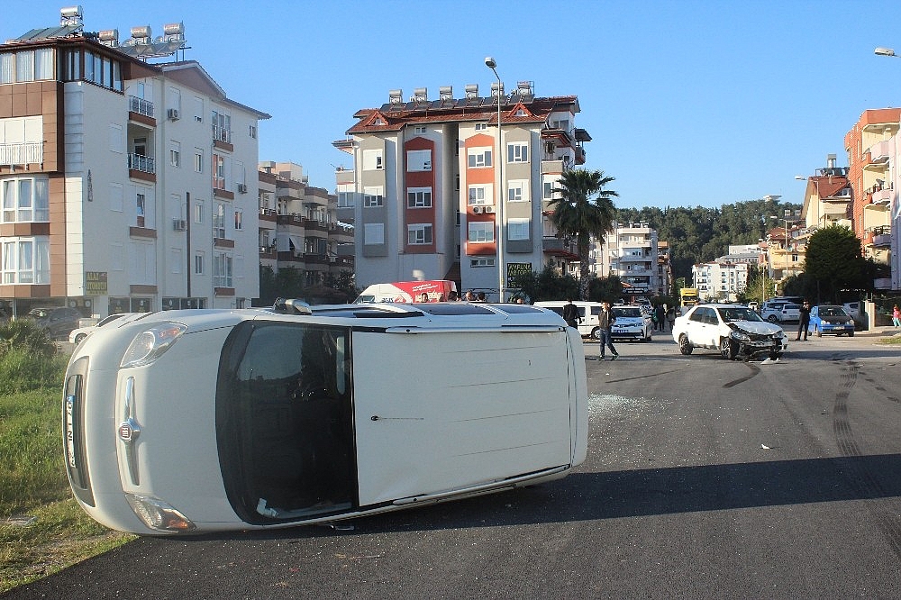 Manavgat'ta kaza ucuz atlatıldı!
