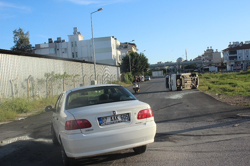 Manavgat'ta kaza ucuz atlatıldı!