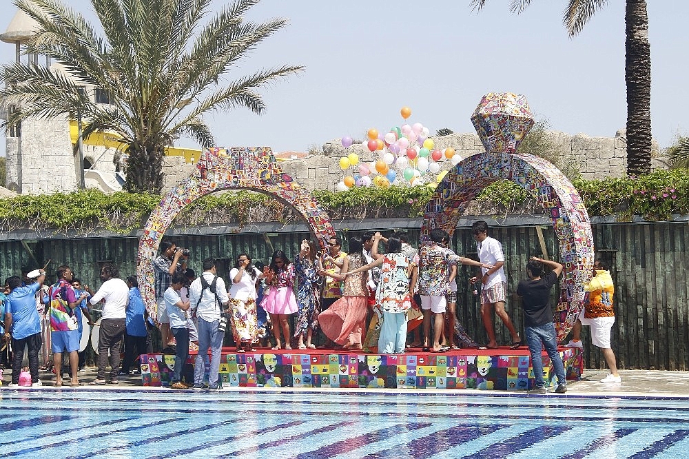 Pırlanta kralı Hintli ailenin Antalya'da 3 milyon dolarlık düğünü (Videolu)