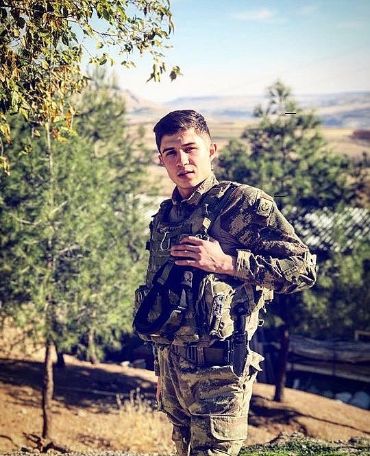 Şehit annesi oğlunun vasiyetinin yerine getirilmesini istiyor (Videolu)