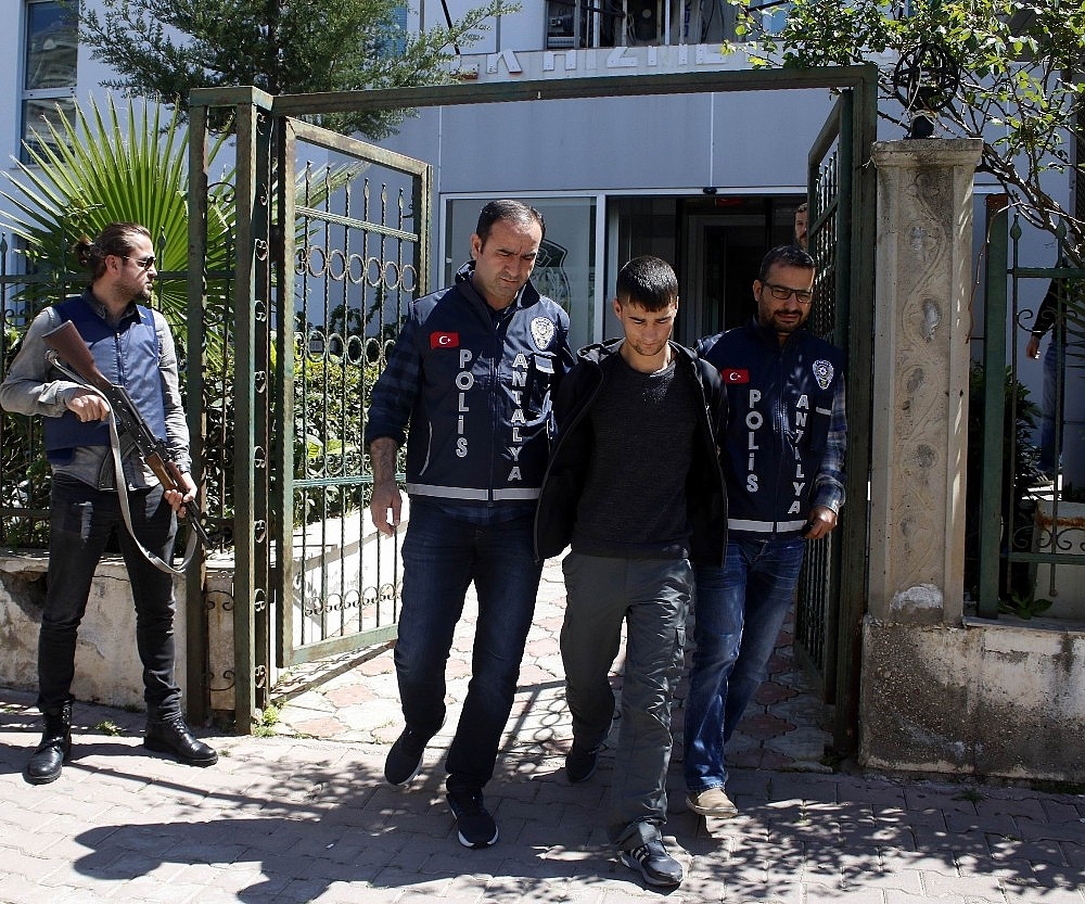 Yaşı kadar suç kaydı çıktı, yüzlerce kamera didik didik edilerek yakalandı!