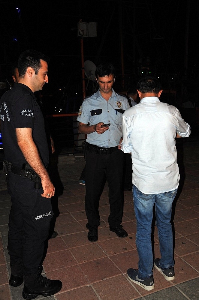 Alanya polisinden Ramazan Bayramı öncesi sıkı denetim