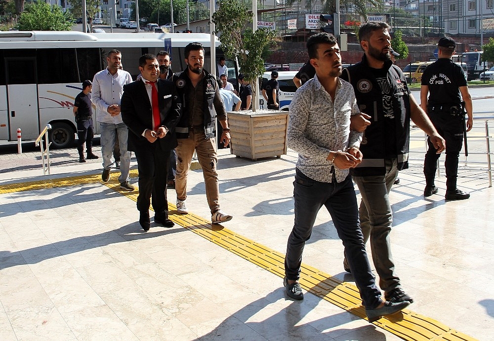 Alanya'da suç örgütüne 15 tutuklama!