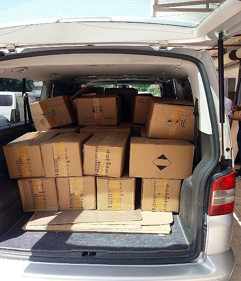 Antalya'da 12 bin 245 şişe kaçak parfüm ele geçirildi!