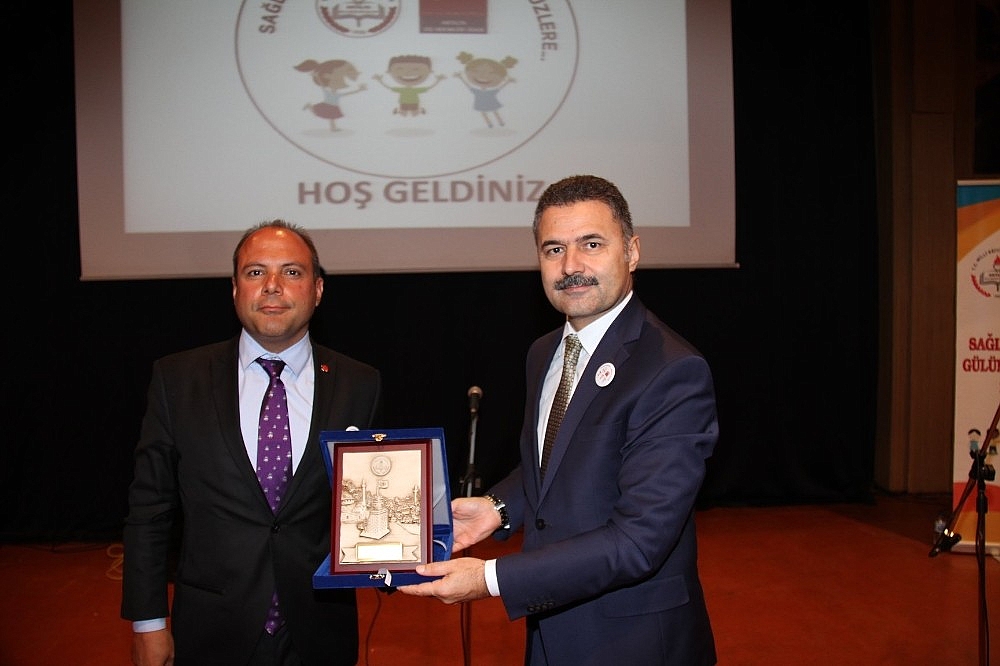 Antalya'da 14 bin 414 öğrencinin ağız içi muayenesi yapıldı