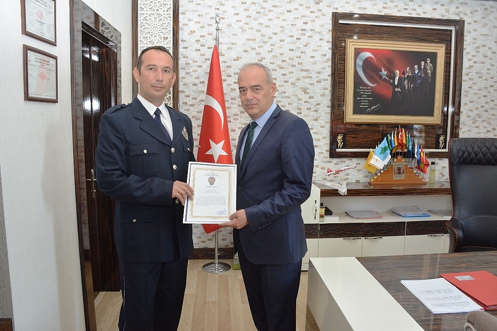 Antalya'da Ayın Polisleri Ödüllendirildi