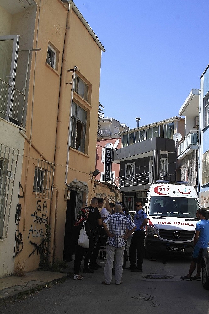 Antalya'da şüpheli ölüm!