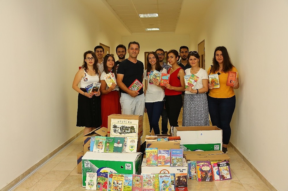 Antalya'dan Şanlıurfa'ya Kitap Köprüsü