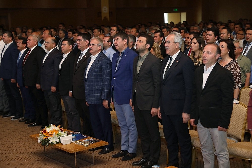 Başkan Türel: "Esnafımızla Türkiye'ye örnek olan çalışmalar yapıyoruz"