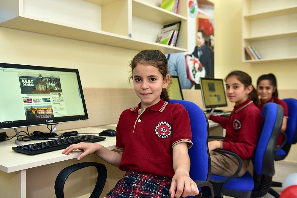 Kepez'den 24'üncü bilişim sınıfı