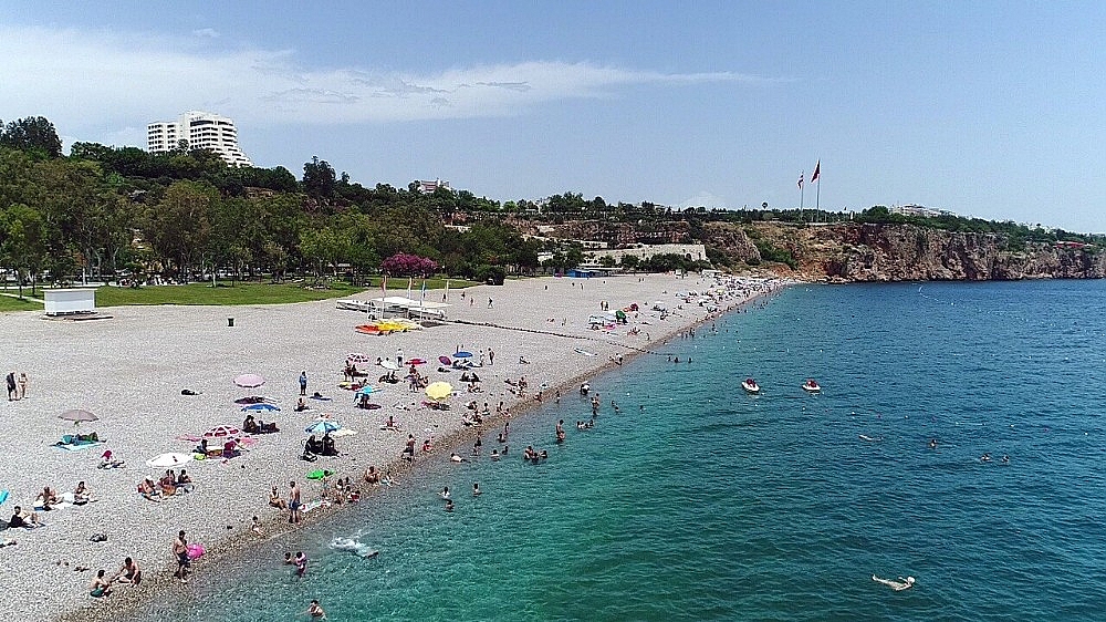 Konyaaltı Sahili temizlenecek