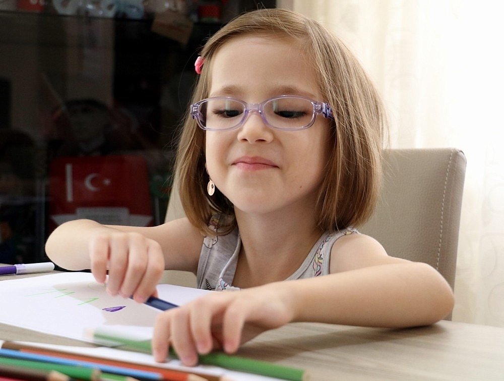 Minik Elif için 25 bin imza toplandı (Videolu)