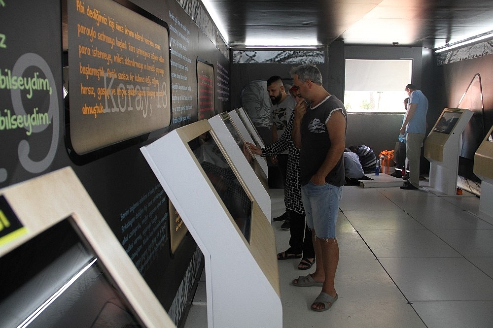 Narkotik Eğitim Tırı Alanya'da
