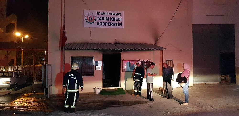 Tarım Kredi Kooperatifinde korkutan yangın!