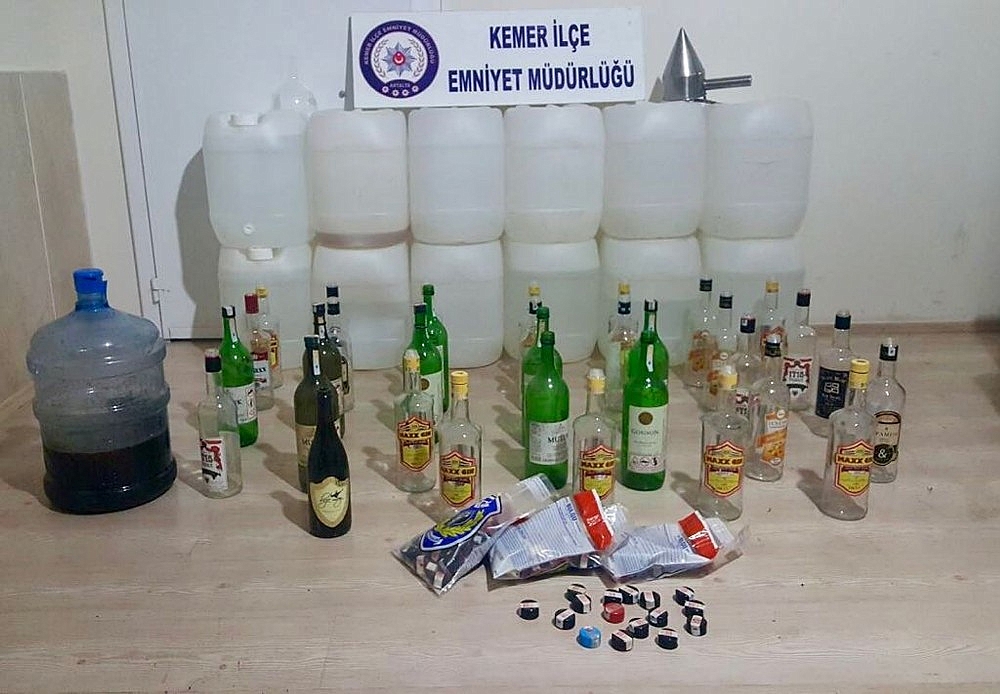 4 yıldızlı otele sahte içki operasyonu!