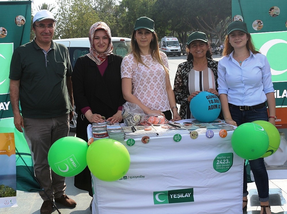 Antalya'da 'Dünya Tütünsüz Günü' etkinliği