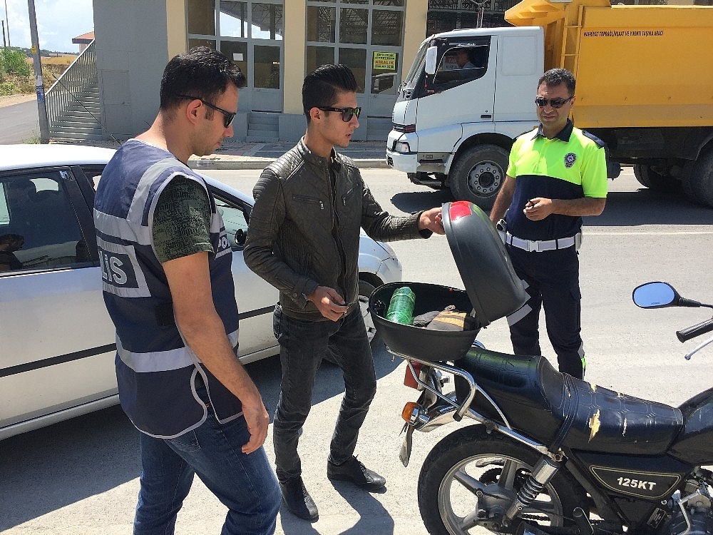 Antalya'da sürücüler seçici göz uygulaması ile denetlendi
