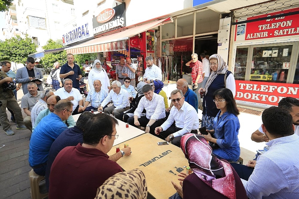 Başkan Türel, esnafın sorununu dinledi