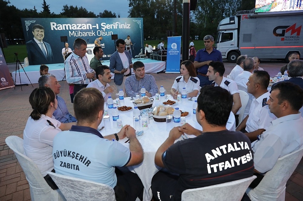 Başkan Türel'den promosyon tepkisi!