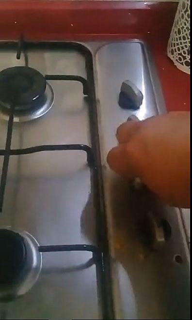 Canlı yayında intiharı arkadaşları önledi!