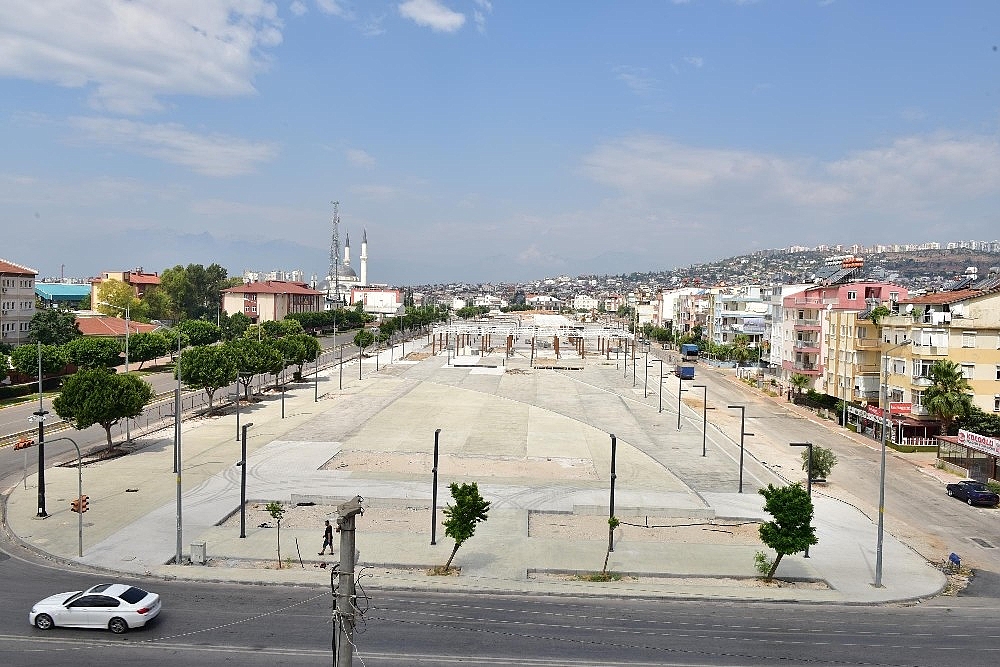 Kepez Kent Meydanı Projesi devam ediyor