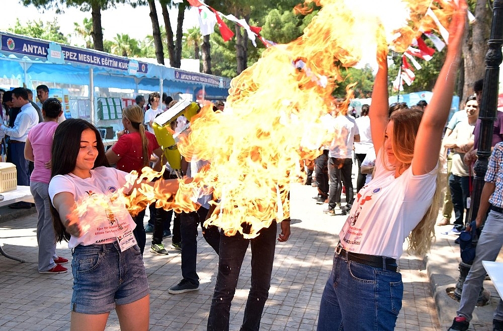 Kepez'de Bilim Şenliği