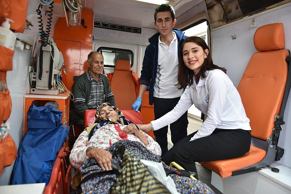Kepez'den seçmene hizmet