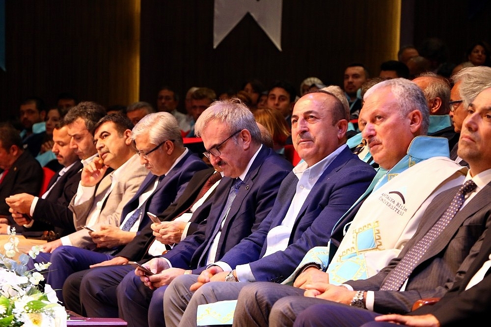 Mersin-Antalya yolu 4 saate düşüyor