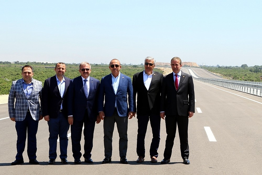 Mersin-Antalya yolu 4 saate düşüyor