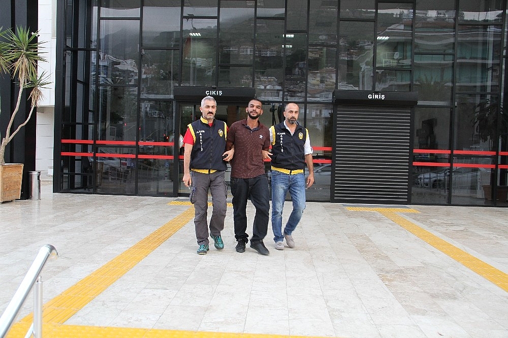 Ünlü Alman hiphop şarkıcısı, Alanya'da kasten öldürme iddiasıyla tutuklandı!