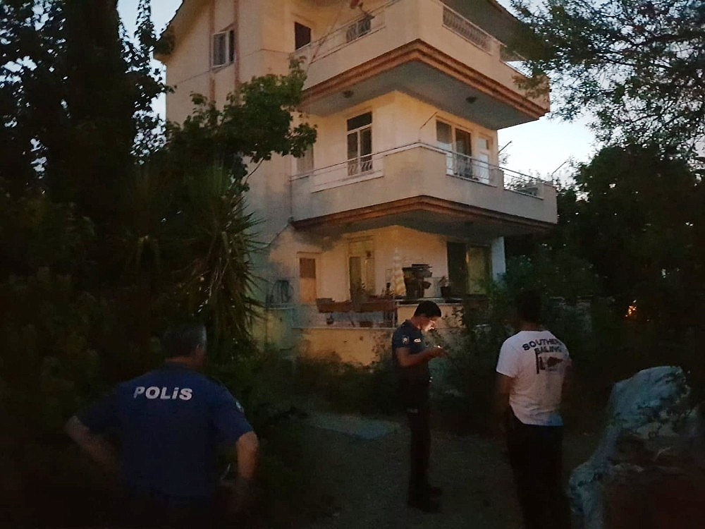 Alman kadını öldürdüğü iddia edilen inşaat işçisi film gibi operasyonla yakalandı!