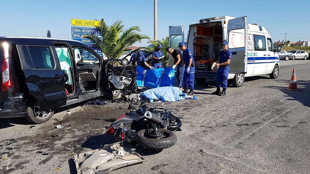 Antalya'da feci kaza: 1 ölü, 2 yaralı!