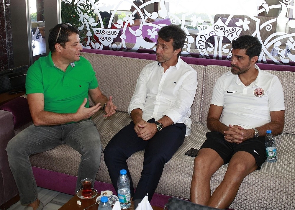 Antalyaspor Hollanda'ya gitti