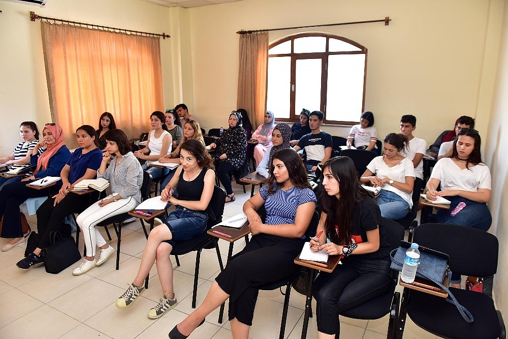 Kepez'den ücretsiz KPSS kursu