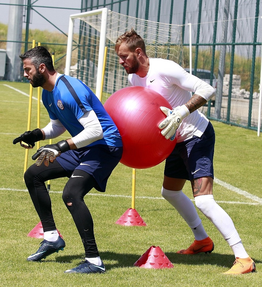 Sıcak, Antalyaspor'un temposunu bozmadı