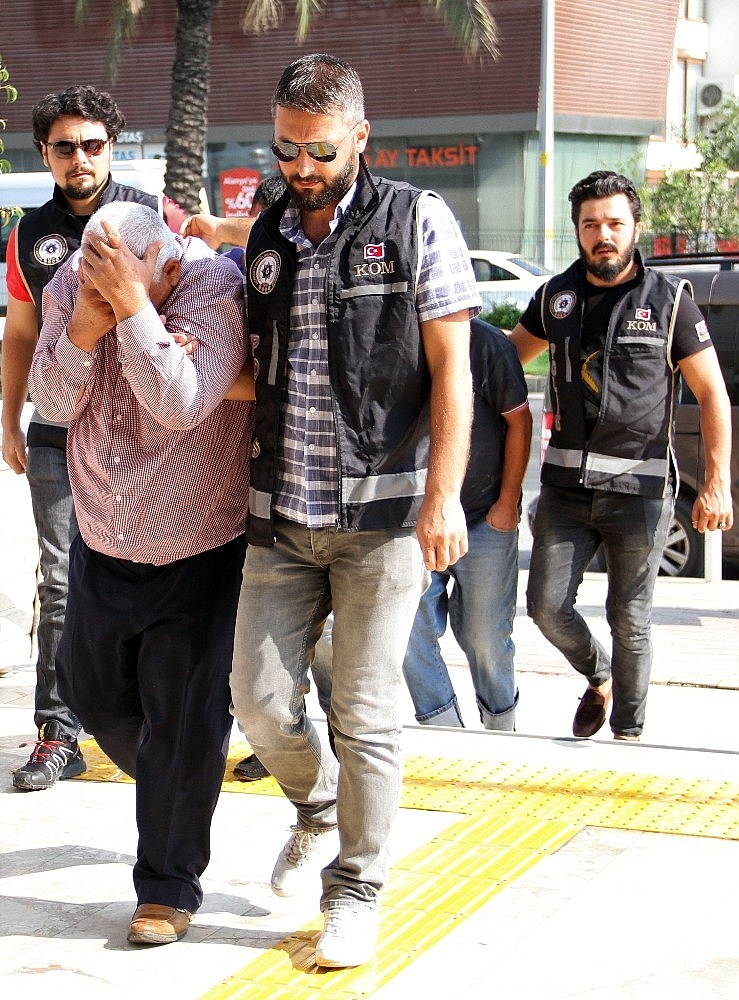 Alanya'da tefeci operasyonunda gözaltına alınanlar adliyede! (Videolu)