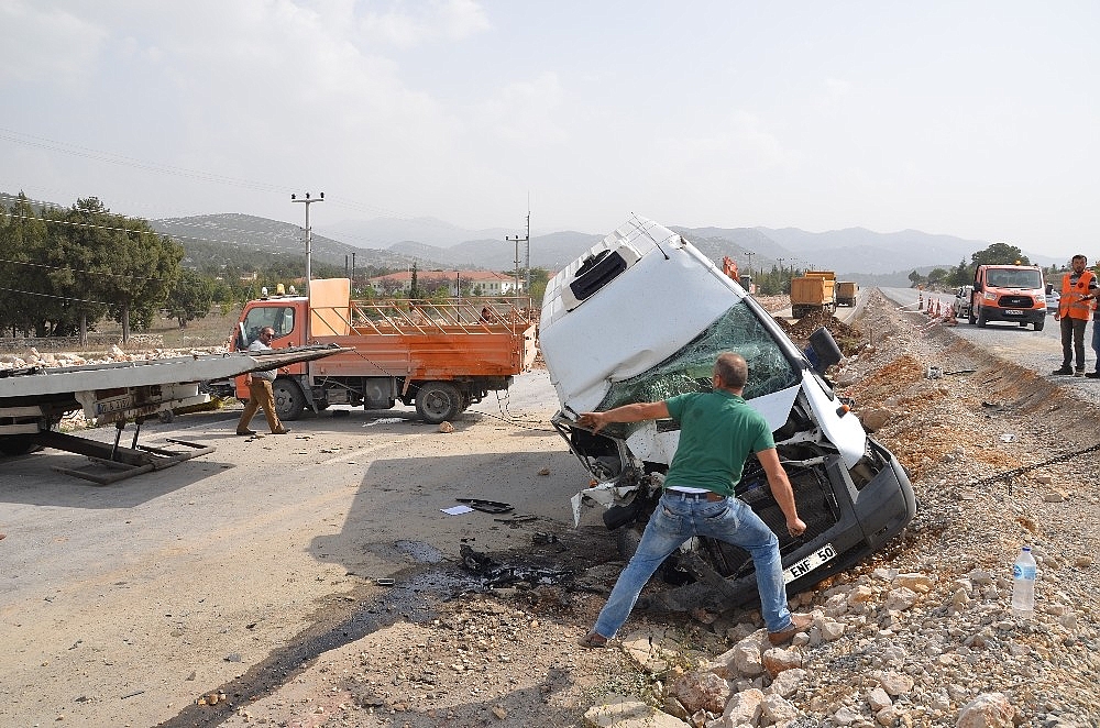 Akseki'de trafik kazası!