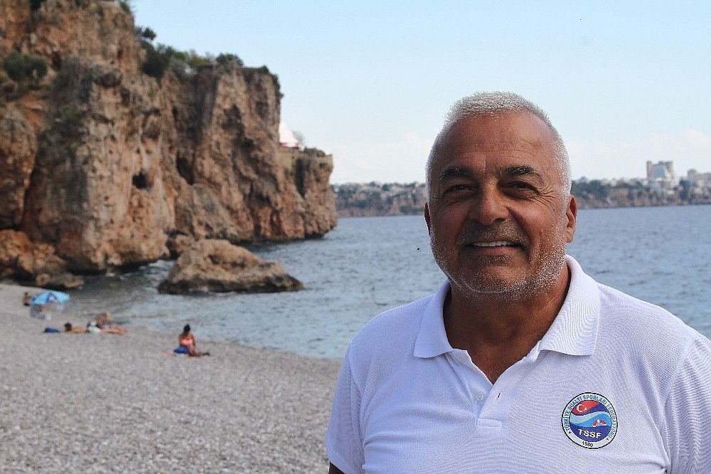 Antalya'da aslan balığı ve orkinos görüntülendi