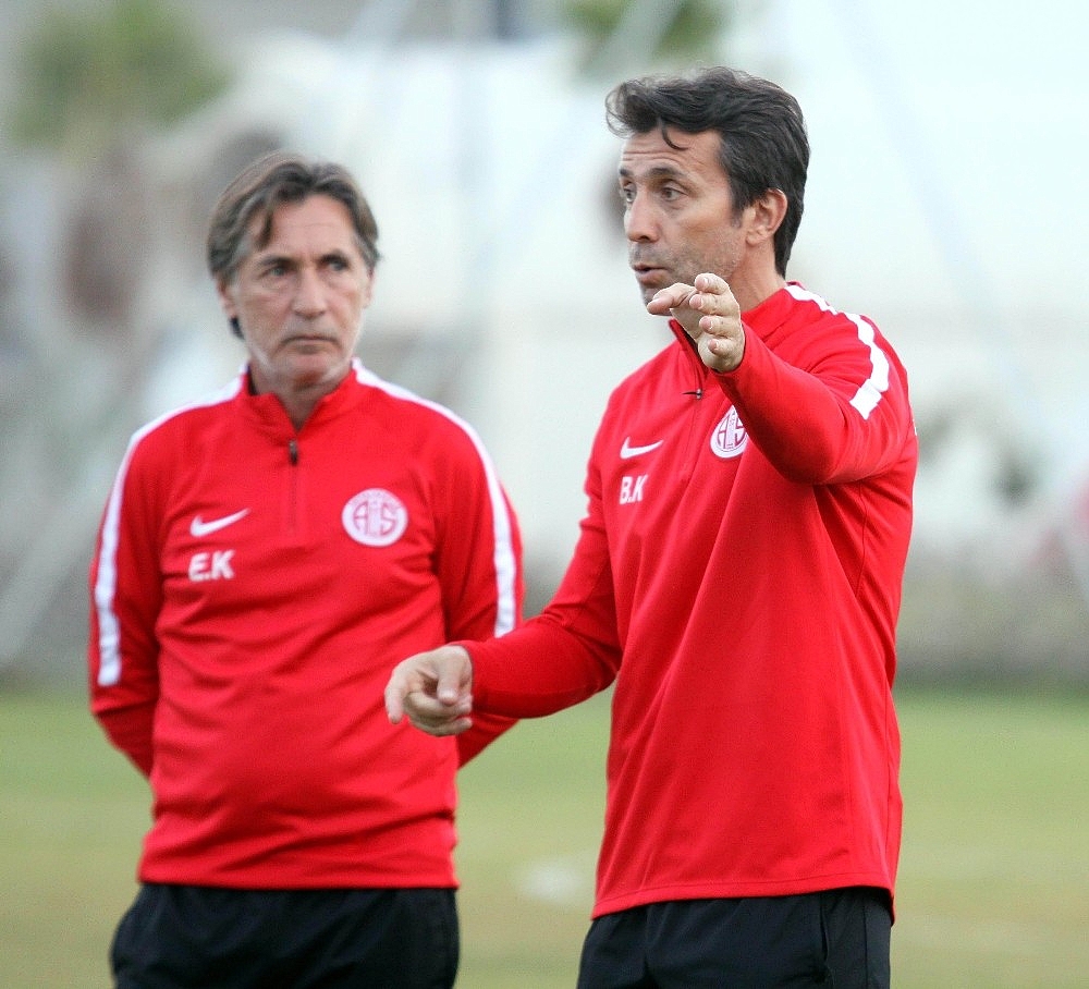 Antalyaspor, Alanyaspor maçı hazırlıklarına başladı