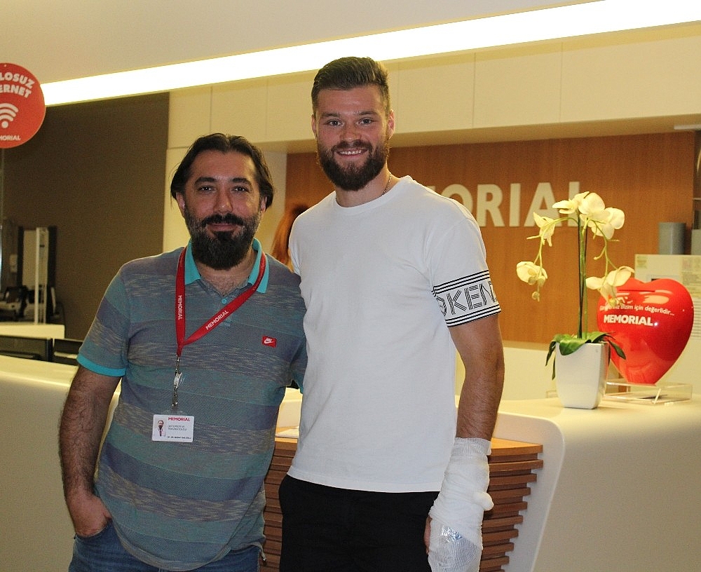 Celustka Trabzonspor maçına yetişecek