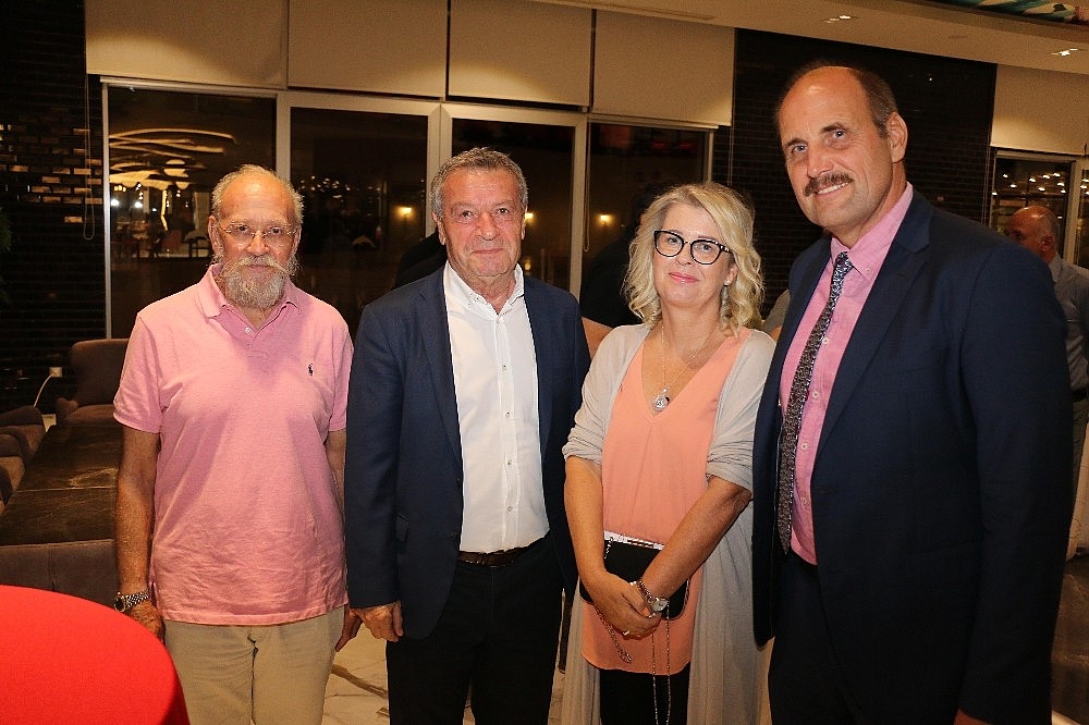 'Efsaneler' açılış kokteylinde buluştu